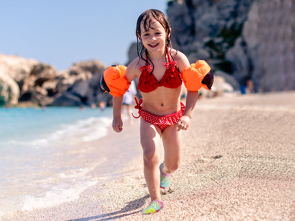 kids water shoes
